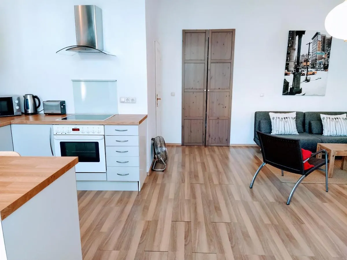 Staybearlin Apartments Prenzlauer Berg Grellstrasse Berlin 0*,